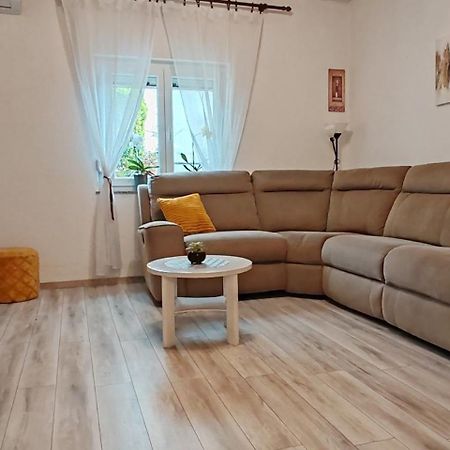 Apartment Nereo Senj  Eksteriør billede